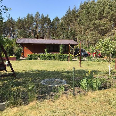 Domek Letniskowy Nad Jeziorem Wiejskim Lakie 外观 照片